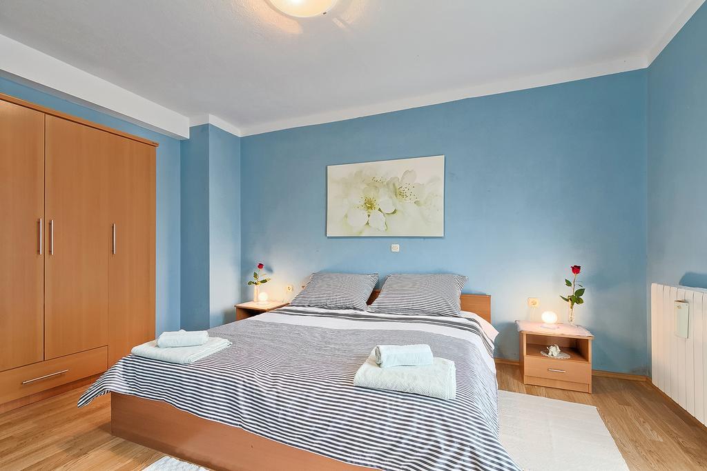 Apartments Valoda Nedeščina Екстериор снимка