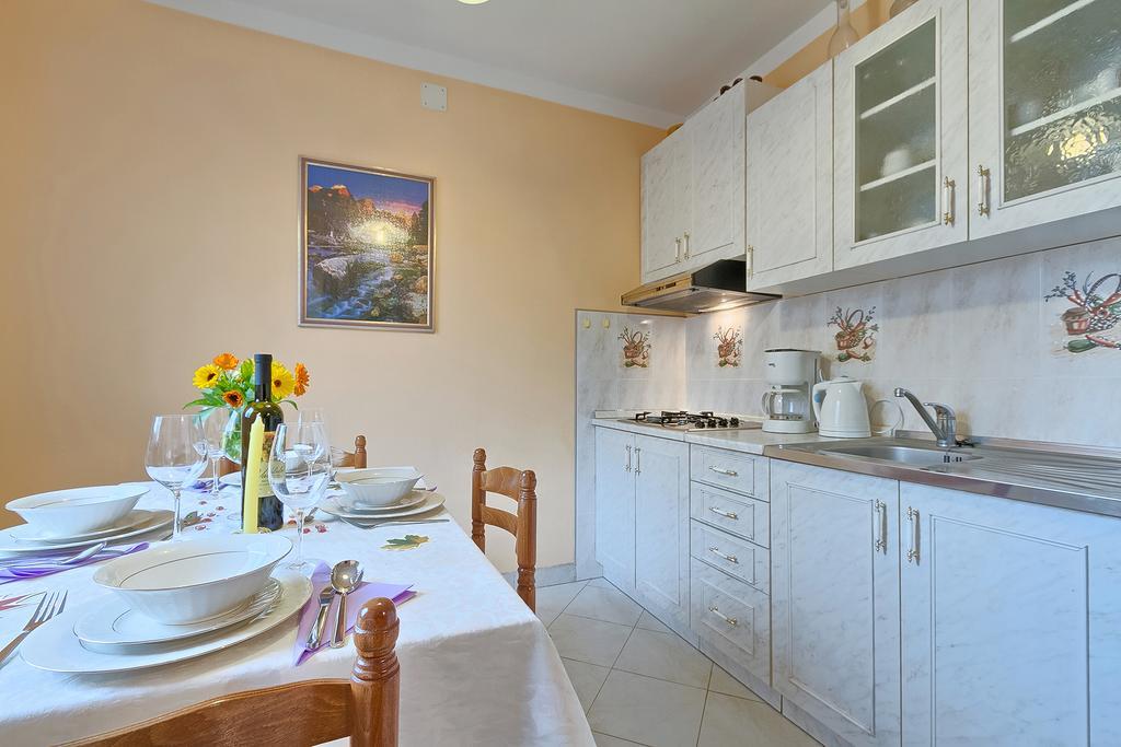 Apartments Valoda Nedeščina Екстериор снимка