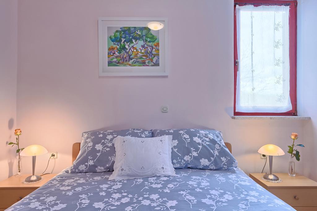 Apartments Valoda Nedeščina Екстериор снимка