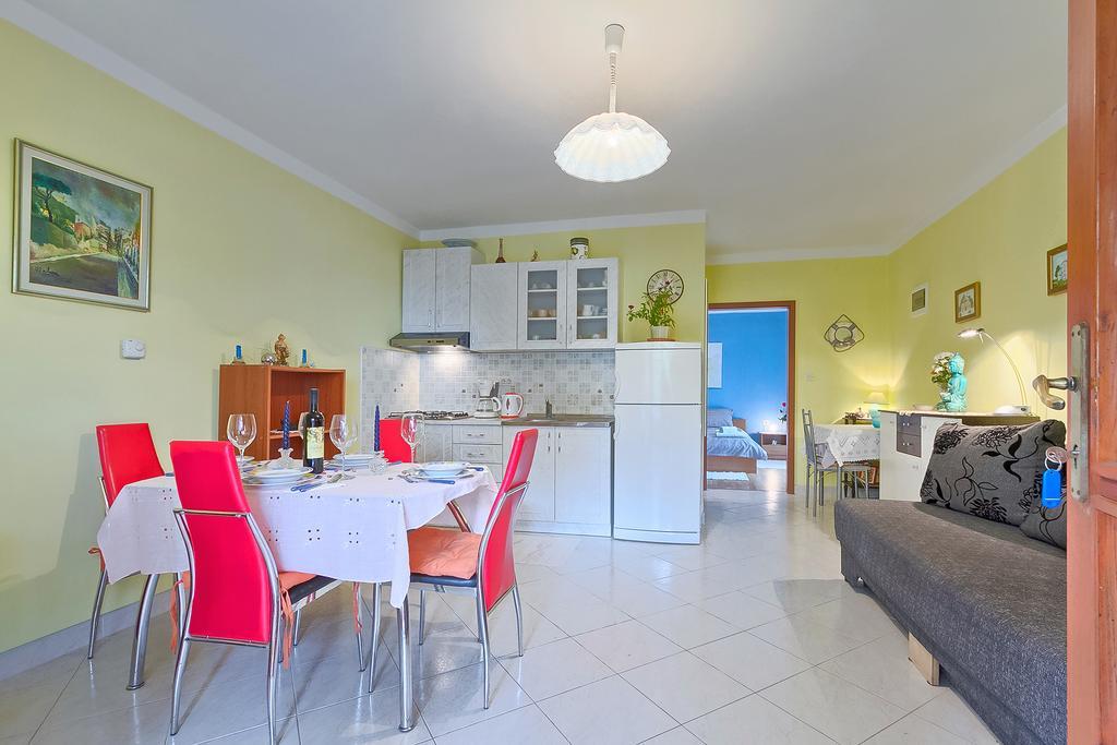 Apartments Valoda Nedeščina Екстериор снимка
