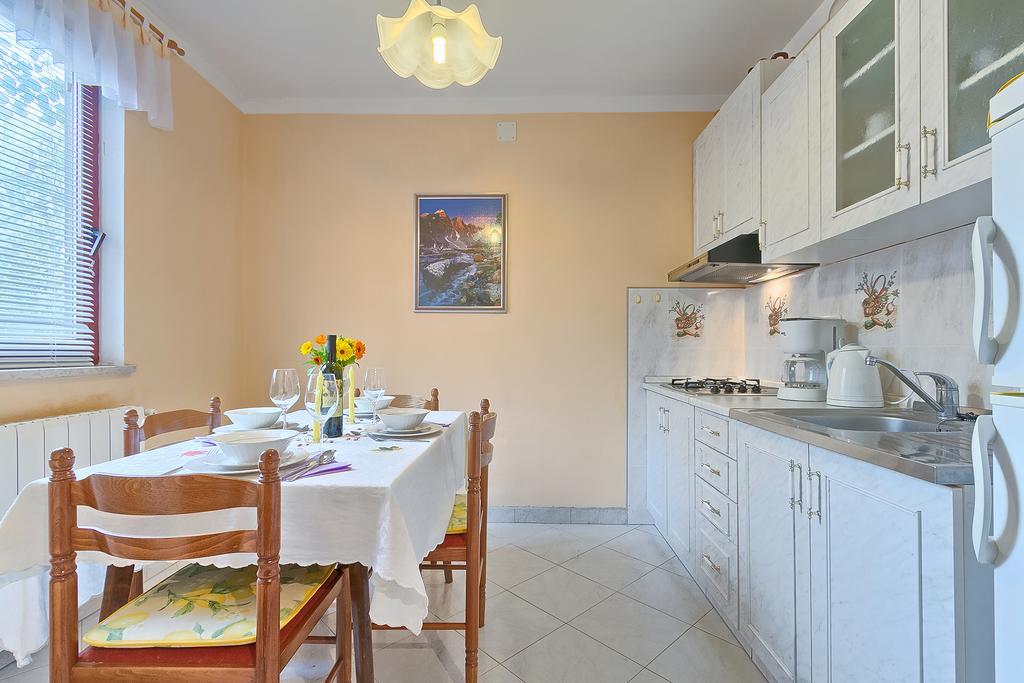 Apartments Valoda Nedeščina Екстериор снимка