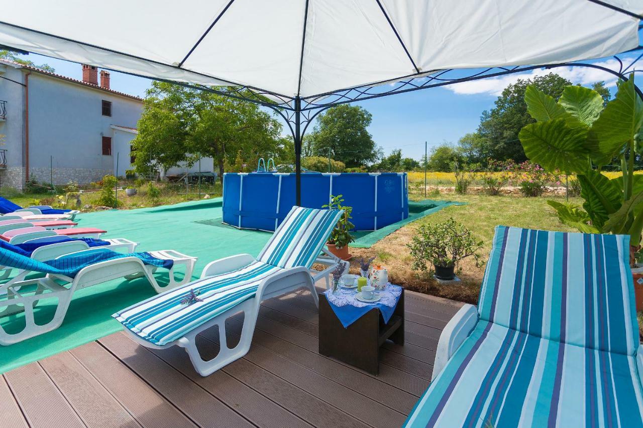 Apartments Valoda Nedeščina Екстериор снимка
